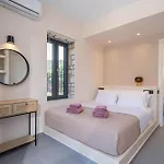 빌라 Luxury Stone Aris, Ideally Located Just A 5-minute Walk From Restaurants And Shops Divarata